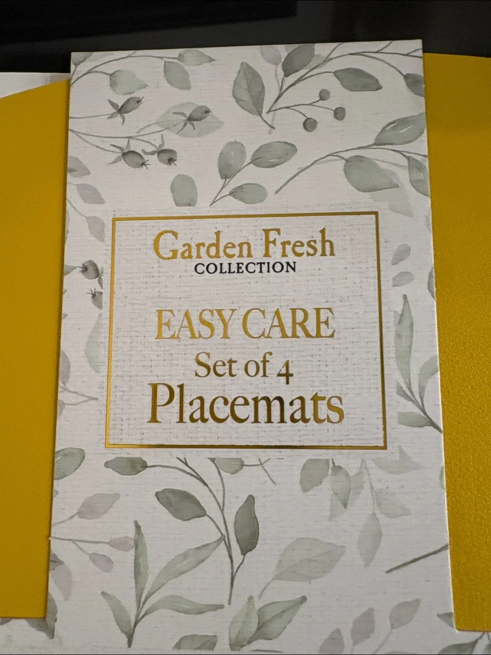 Easy Care Lemon Placemat Set of Four- Yellow & Green